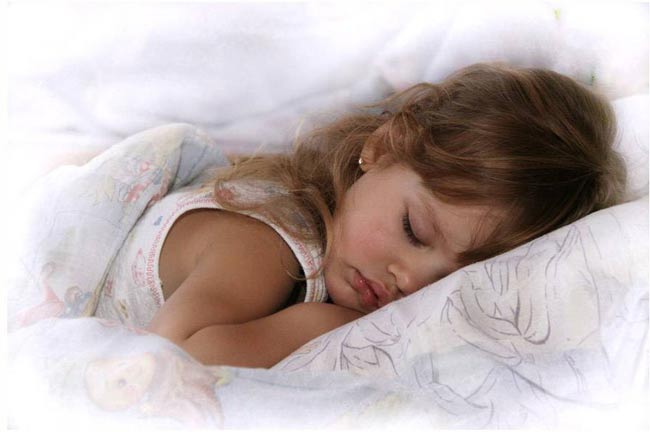 Cum să înveți un copil să doarmă în pat?