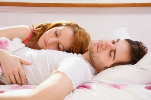 Cum să păstrați romantismul atunci când sunt născuți copiii: 7 sfaturi utile