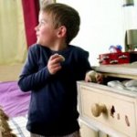 Un copil mic fură: ce să faci?