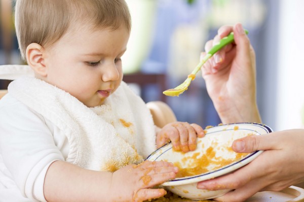 Meniul de probă pentru copil în 6,7-10 luni