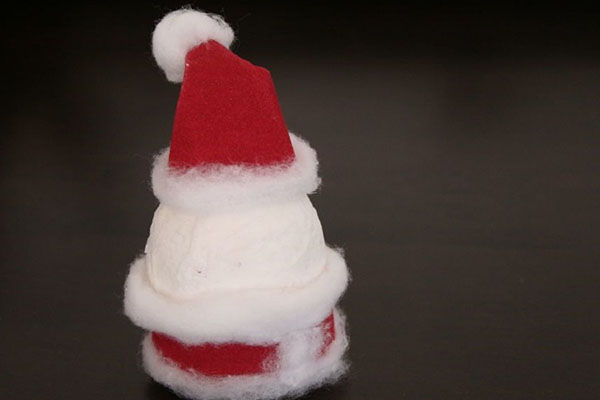 Bunicul Frost cu mâinile sale pentru Anul Nou 2017 - cursuri de master pas cu pas de la materiale improvizate, sticle de plastic, ochelari, fotografii și clipuri video