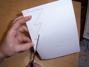 tăiați cartonul gol faceți piesa de prelucrat