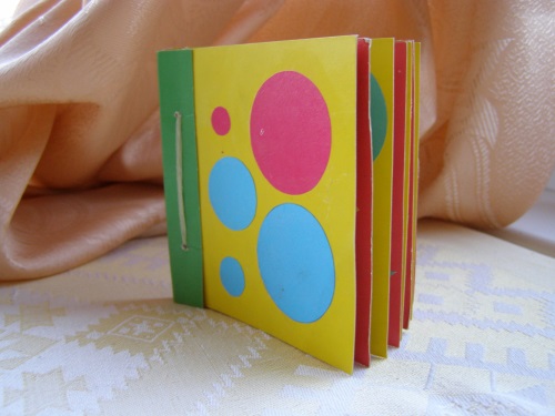 Bright și cognitiv carte-copil
