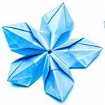 Cum sa faci o floare de origami cu mainile tale