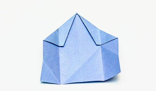 Cum sa faci o floare de origami cu mainile tale
