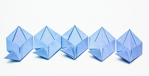 Cum sa faci o floare de origami cu mainile tale
