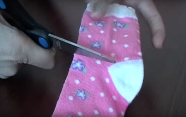 Cum sa coaseti hainele papusa cu mainile proprii