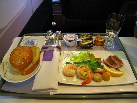Ce lucruri poți să iei cu tine în avion?