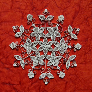 Anul Nou de artizanat din hârtie. Quilling