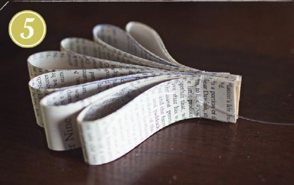 Frumoase fulgi de zăpadă pentru Anul Nou din 2017 cu propriile lor mâini de hârtie - diagrame și fotografii în etape. Cursuri de masterat pentru copii pe fulgii de zăpadă mari în tehnica origami