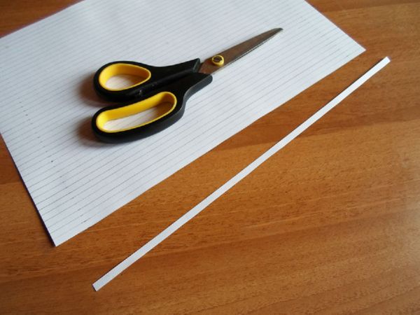 Frumoase fulgi de zăpadă pentru Anul Nou din 2017 cu propriile lor mâini de hârtie - diagrame și fotografii în etape. Cursuri de masterat pentru copii pe fulgii de zăpadă mari în tehnica origami