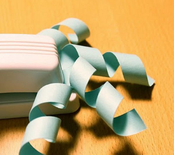 Frumoase fulgi de zăpadă pentru Anul Nou din 2017 cu propriile lor mâini de hârtie - diagrame și fotografii în etape. Cursuri de masterat pentru copii pe fulgii de zăpadă mari în tehnica origami