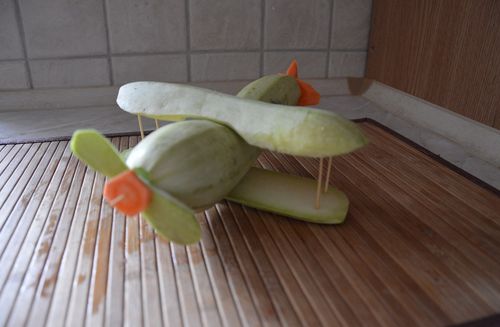 Artizanat din legume pentru grădiniță și școală, cursuri de masterat, fotografie Artizanat din legume pe mâini proprii