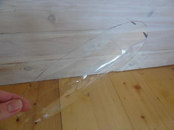 Noi meserii din sticle de plastic cu mâinile lor pentru grădină și livadă