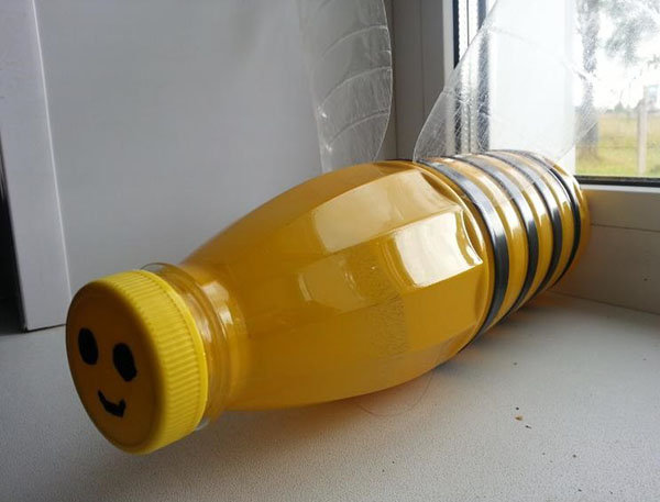 Noi meserii din sticle de plastic cu mâinile lor pentru grădină și livadă