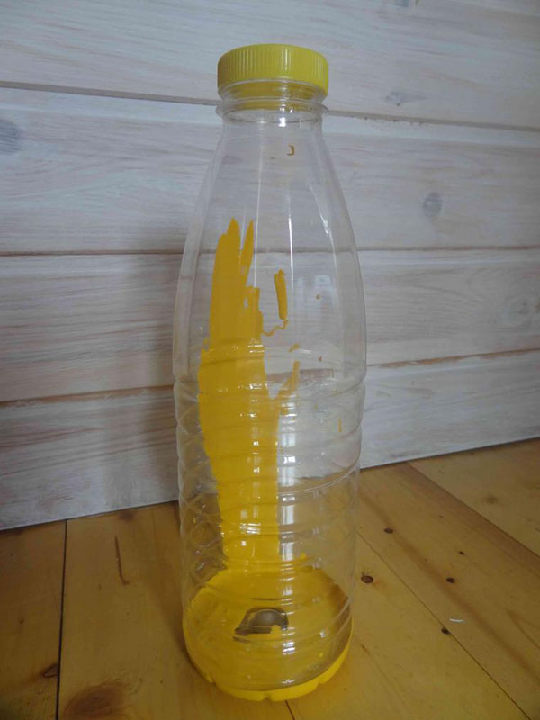 Noi meserii din sticle de plastic cu mâinile lor pentru grădină și livadă