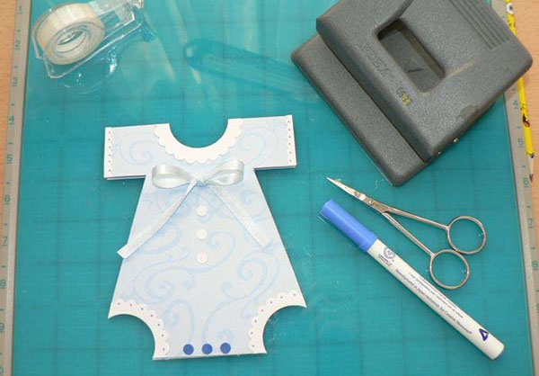 Scrapbooking pentru începători: fotografii pas cu pas, video