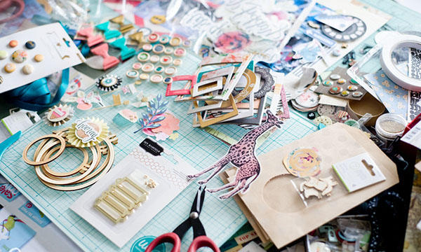 Scrapbooking pentru începători: fotografii pas cu pas, video