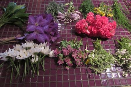 Cununa de flori pentru nunta cu mainile proprii