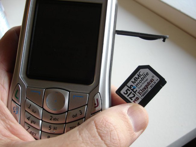 Telefonul nu văd cartela de memorie