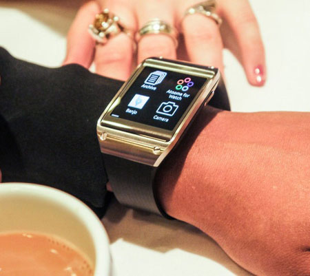  Ceasul Samsung Galaxy Gear