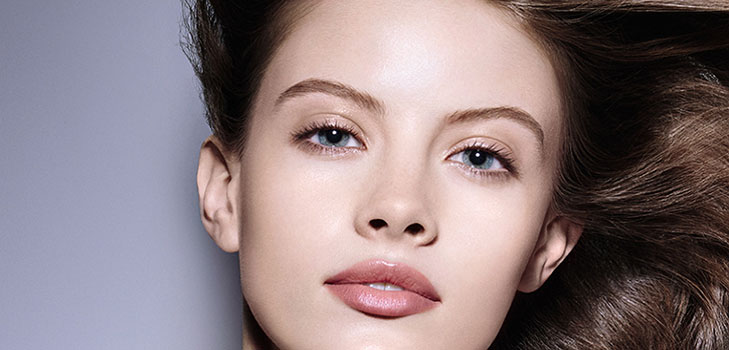 Efect make-up pe 8 martie: Secretele lui Chanel