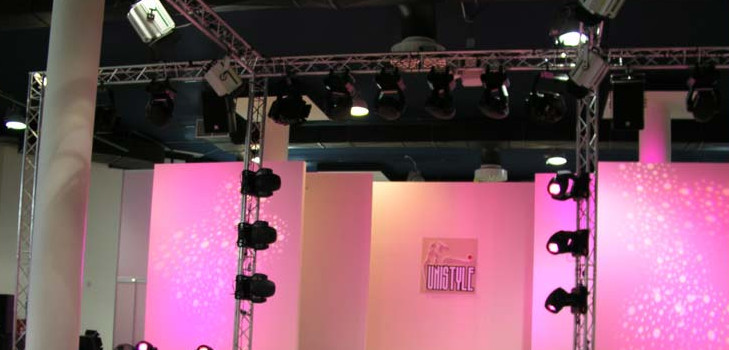 Moda bluze și pulovere pentru complete, toamna-iarna 2014-2015, fotografie