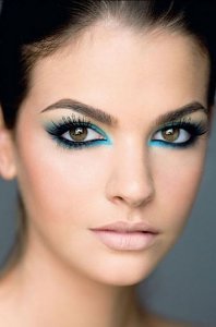 Festive make-up pentru Ziua Îndrăgostiților