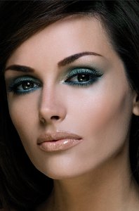 Festive make-up pentru Ziua Îndrăgostiților