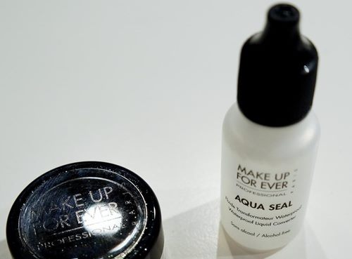 Alegeți un cosmetic impermeabil