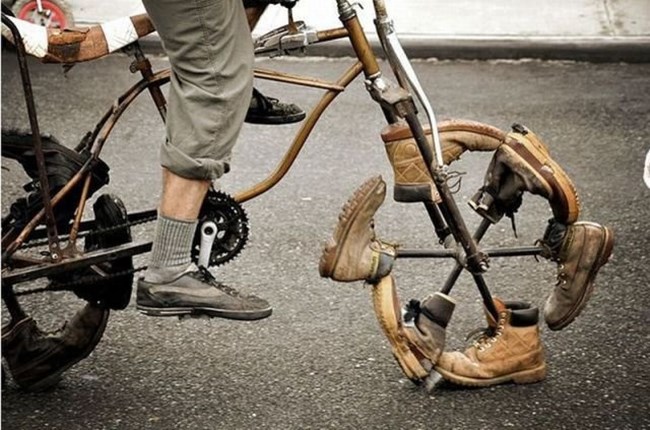 Biciclete din pantofi