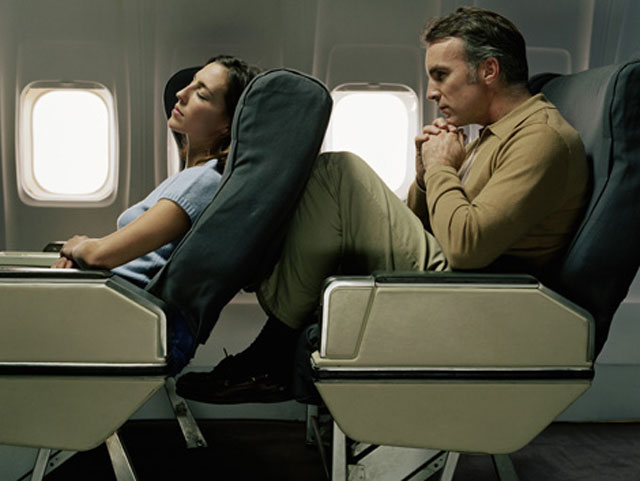 Ce să faci într-un avion?