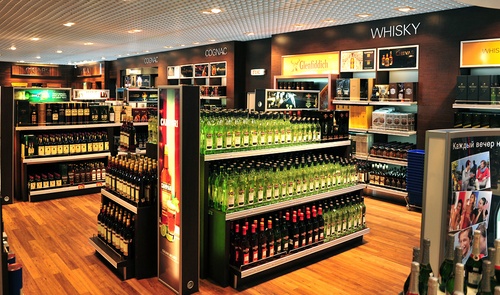 Duty-free: ce este asta? Ce pot cumpăra fără taxe vamale?