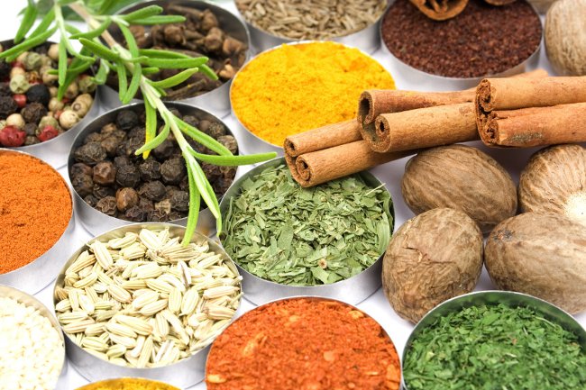 Condimente și mirodenii indiene