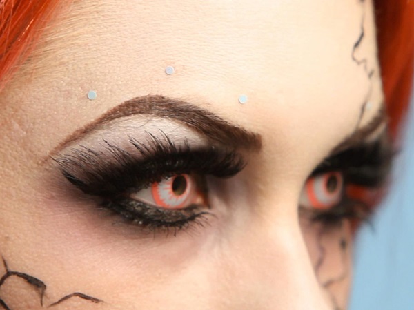 Scary machiaj pentru Halloween cu mâinile tale pentru fete și fete