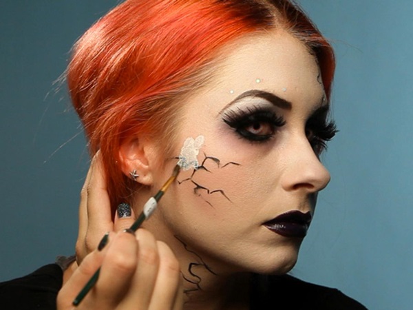 Scary machiaj pentru Halloween cu mâinile tale pentru fete și fete