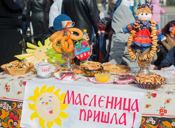 Maslenitsa-2016: principalele tradiții și felicitări frumoase