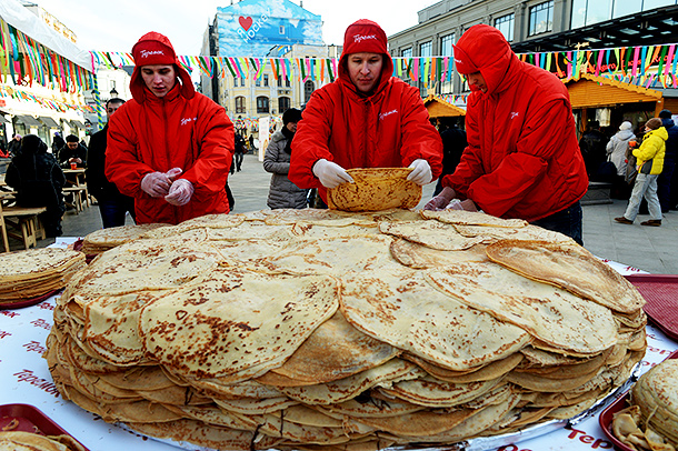 Cântece pe Ziua Pancake: texte de cântece de ulei folk rusesc