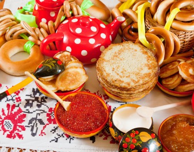 Cântece pe Ziua Pancake: texte de cântece de ulei folk rusesc