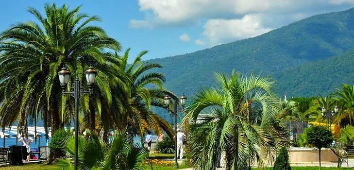 Cum va fi vremea în Abhazia în septembrie 2016? Prognoza centrului hidrometeorologic privind temperatura și temperatura apei din Abhazia pentru luna septembrie și revizuirile turiștilor