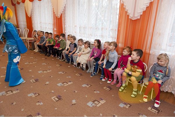 Salutări la balul din clasa 4