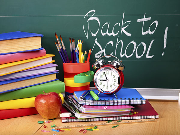 Felicitări pe 1 septembrie 2017 pentru studenți și studenți