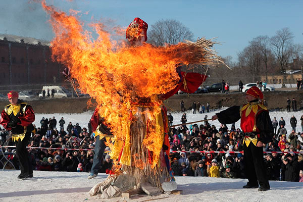 Felicitări pentru Maslenitsa 2017