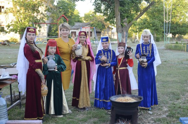 Cum și când este sărbătorit Uraza Bayram în 2016 în Rusia. Felicitări musulmanilor din țară în ziua postului
