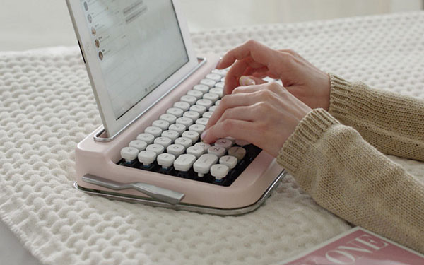 Lucrul cu placere: tastatura Penna de la Elretron