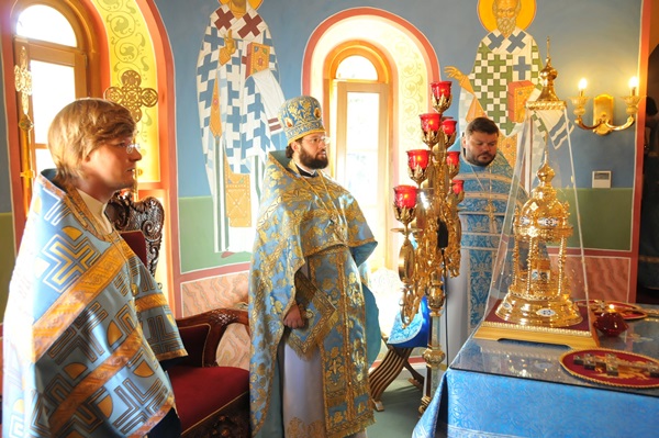 Nașterea Fecioarei Maria 2017: felicitări, omenești și ceremonii