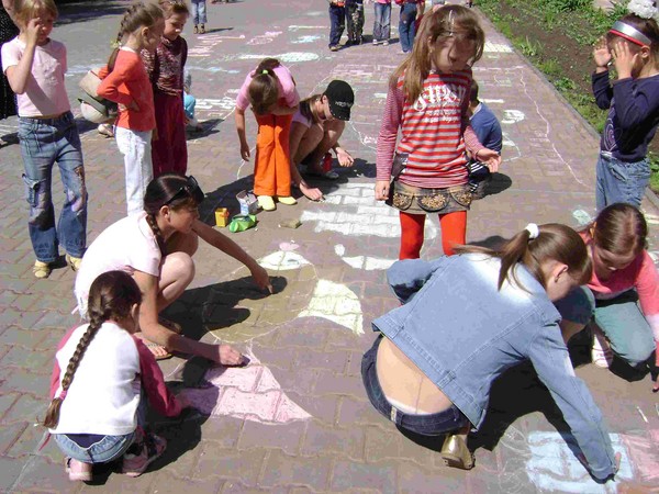Idei pentru scenariul pentru Ziua Copilului, precum și planul de clasă pentru sărbătoarea de pe 1 iunie