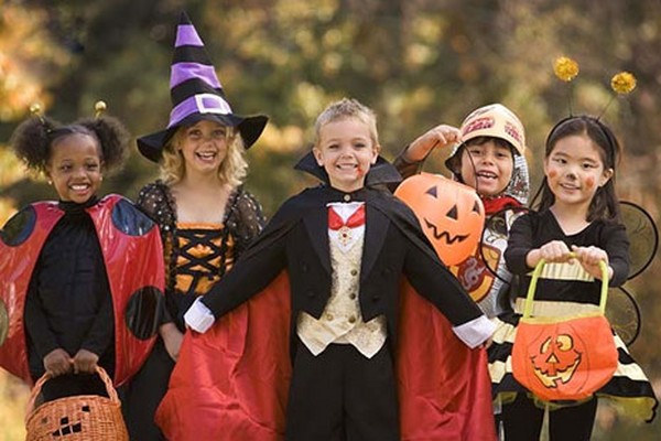 Scenariu pentru Halloween pentru copii, adolescenți, liceeni, studenți Scenariu pentru Halloween pentru copii, adolescenți, liceeni, studenți