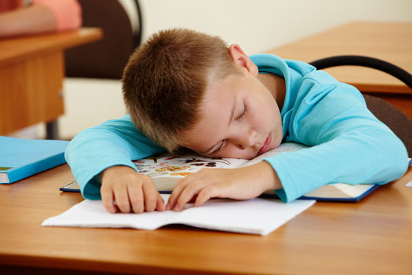 Poezii pentru elevii de clasa întâi pe linie în cinstea Zilei cunoașterii 1 septembrie