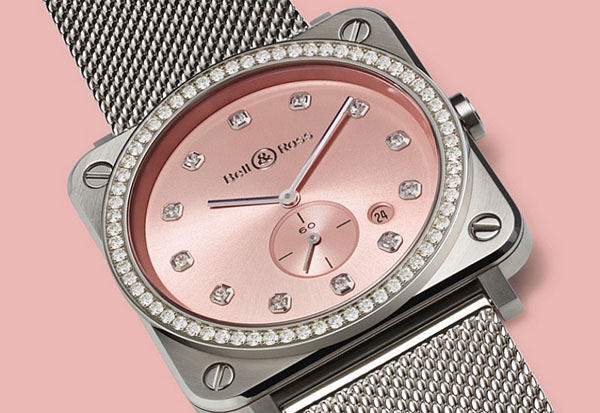 Timpul în lumina roz: Novarosa urmărește de la Bell & Ross